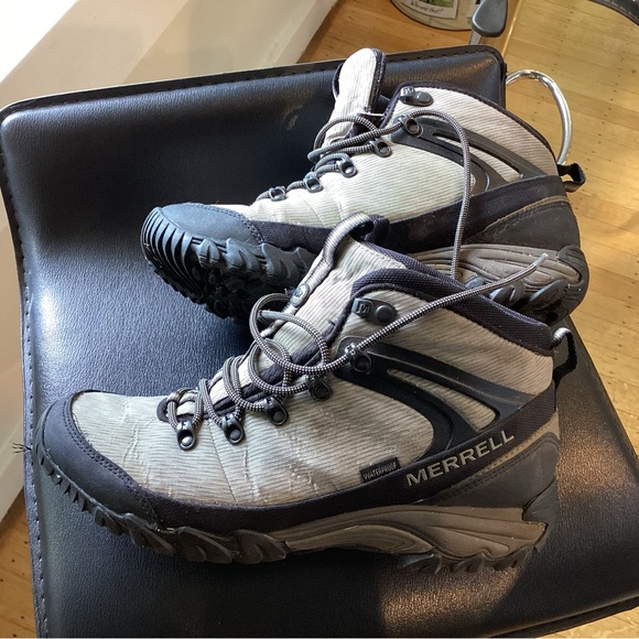 Merrell Aluminum Hiking Boots - Picture 1 of 6